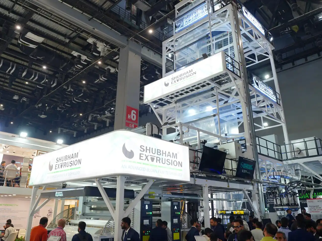 Double Decker Stand Design 3