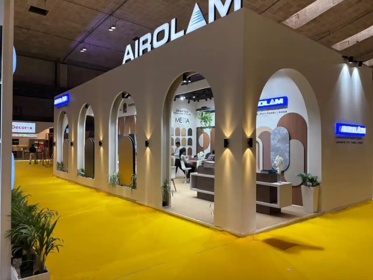 AIROLAM trade show stand