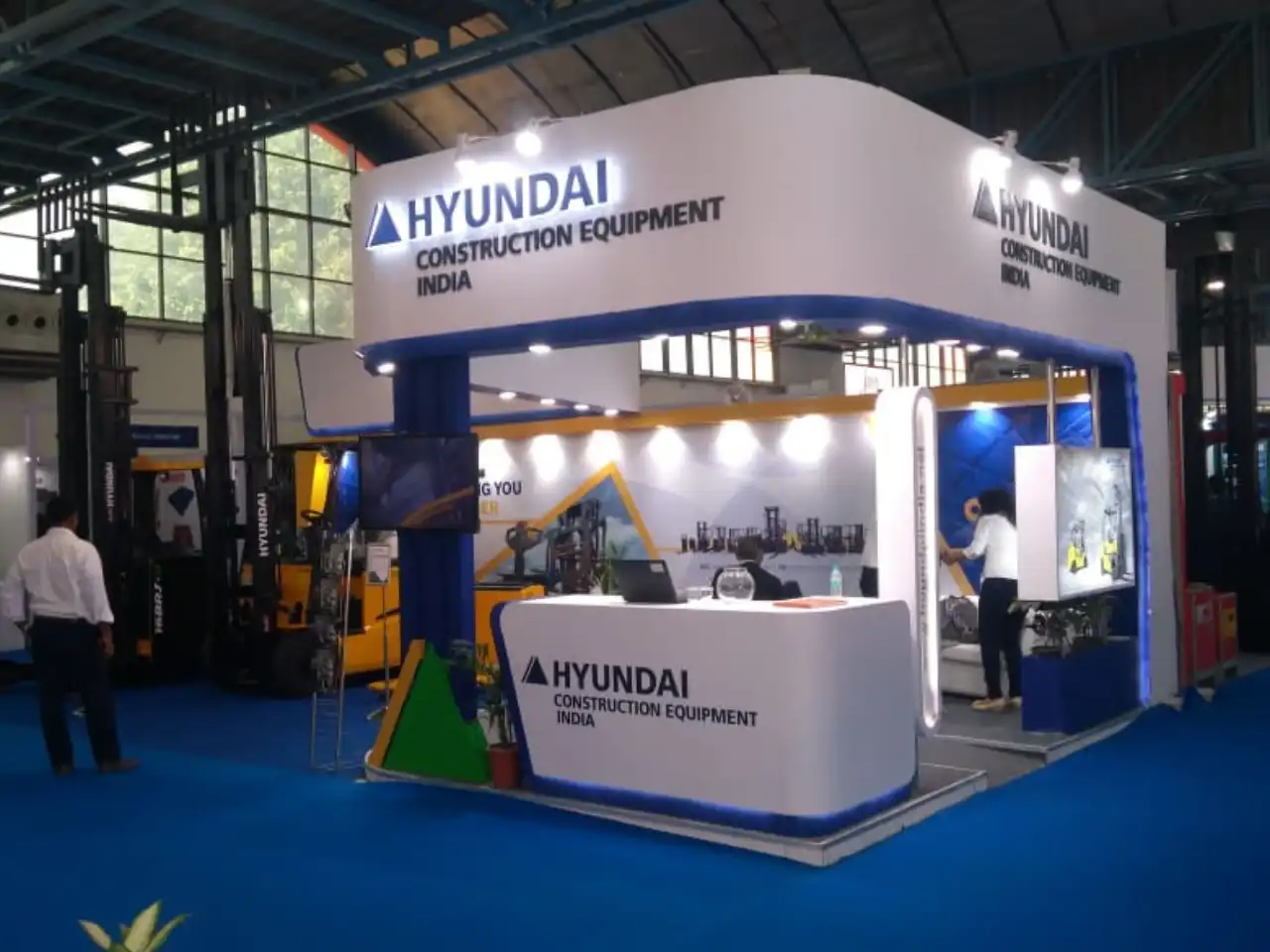 Custom exhibition booth construction