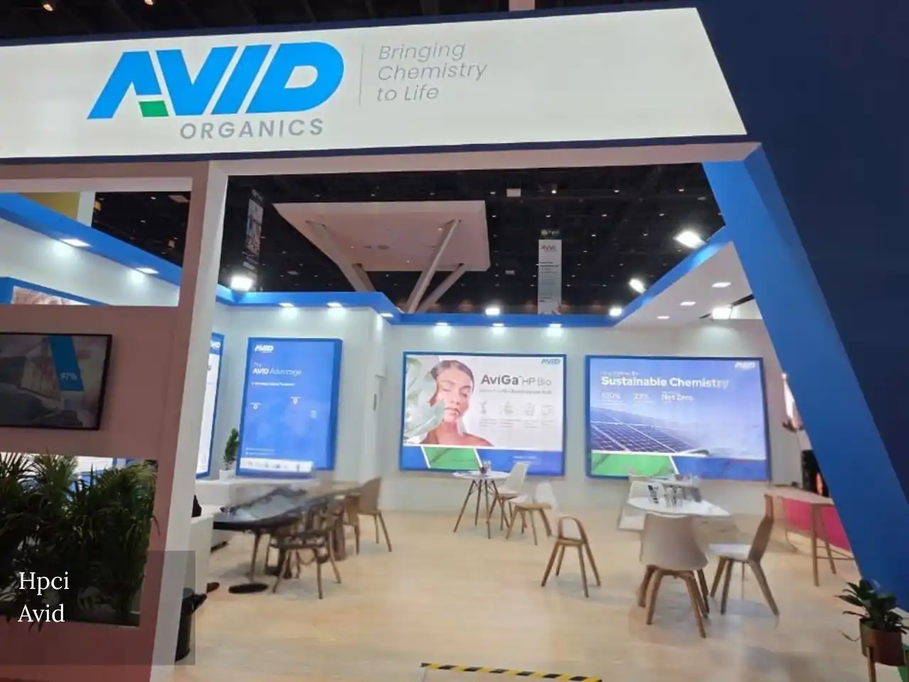 AAVID Stand build by propshop