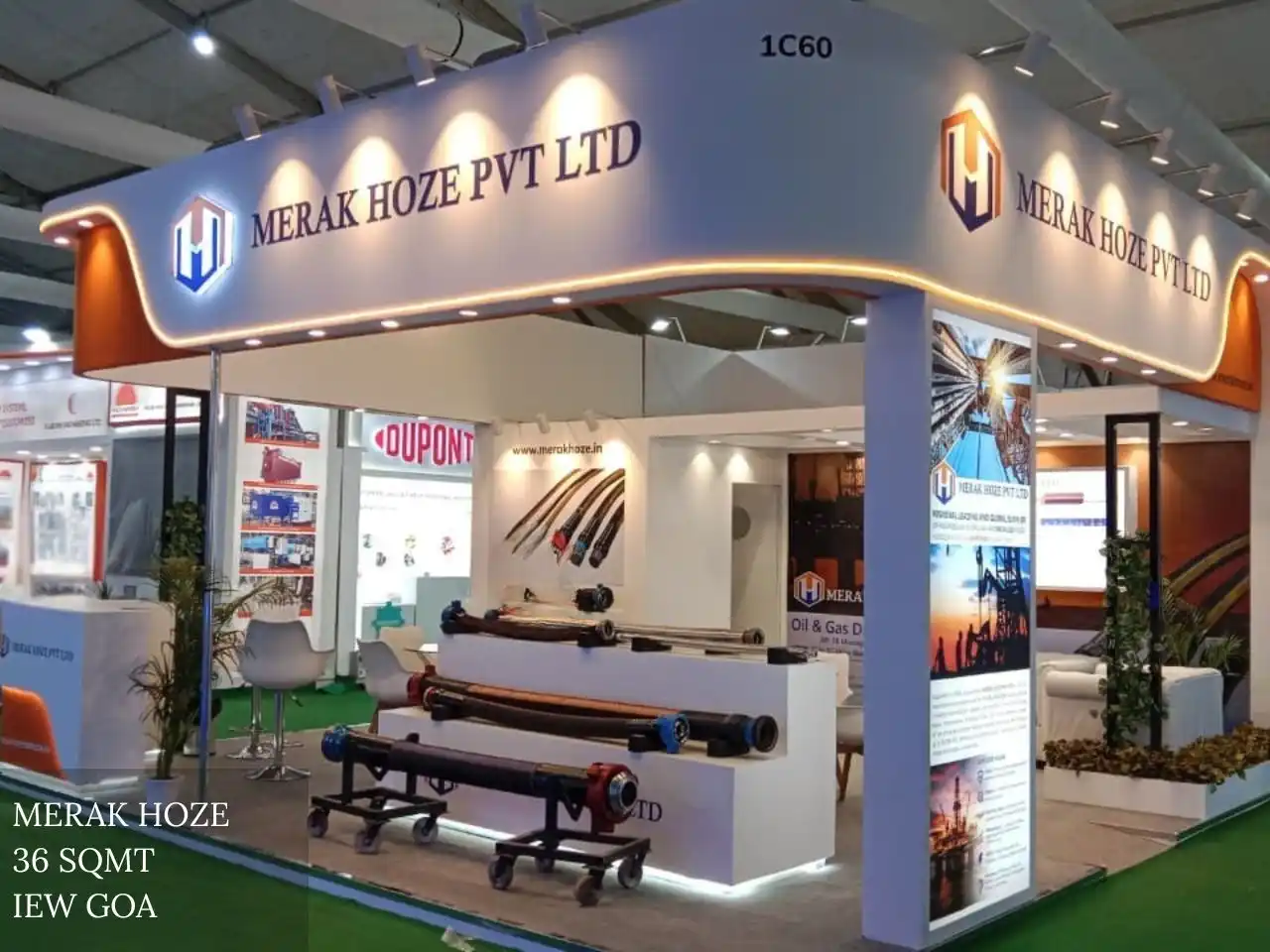 SHOW 339 Stand build by propshop